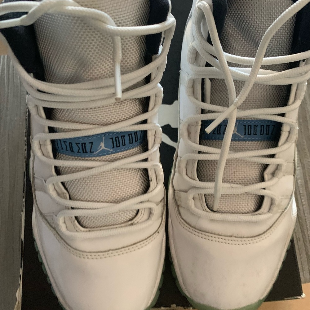Jordan 11s Legend Blue
